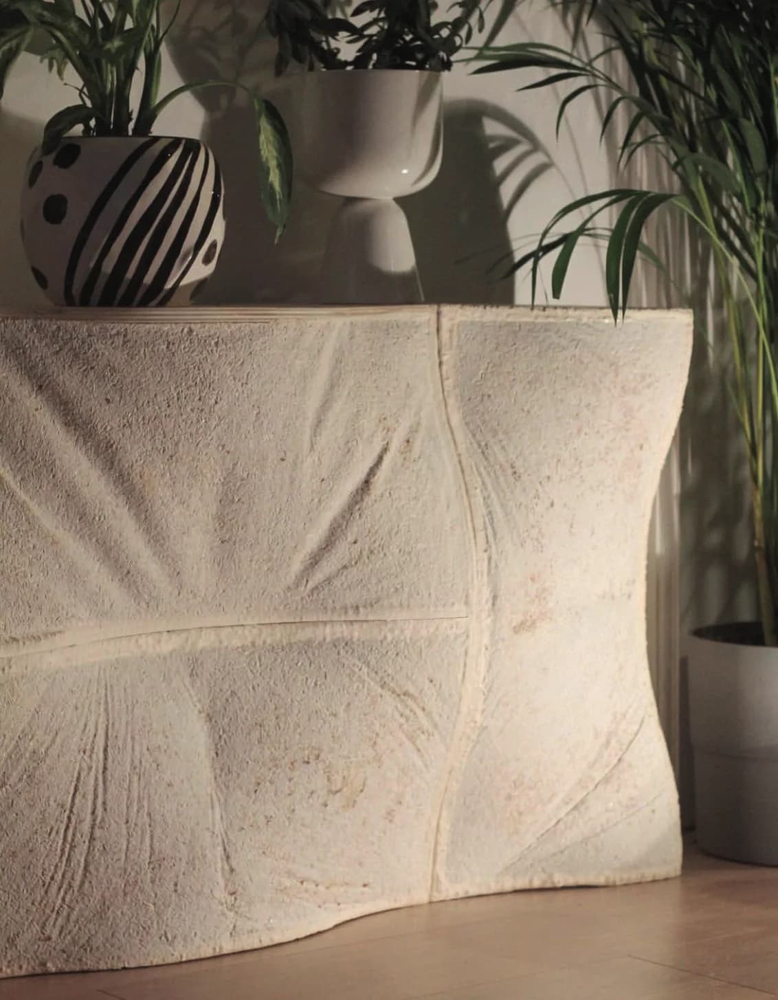 MYMO — modular forms, installation and making studies